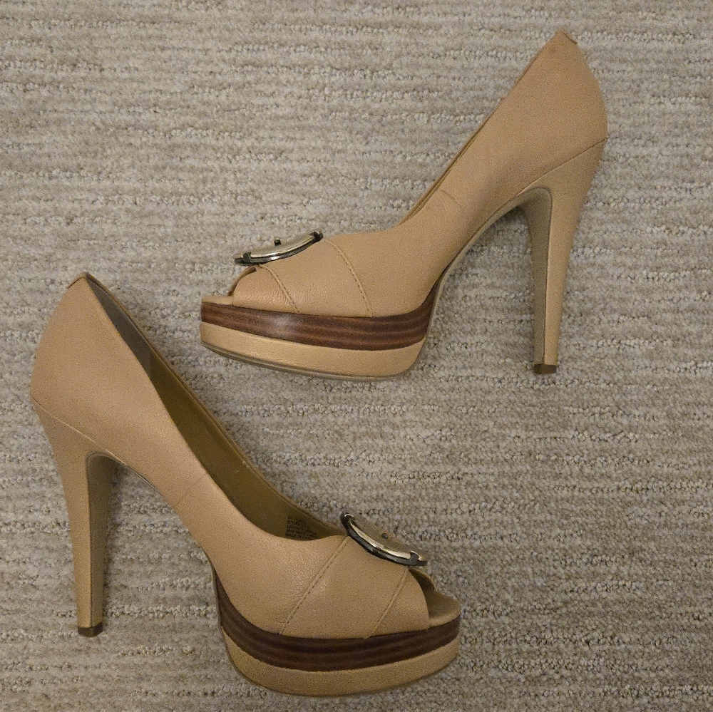 BCBGirls Nude Leather Peep Toe Platform Heels (BG Bobby)
Size 6.5 / 36.5